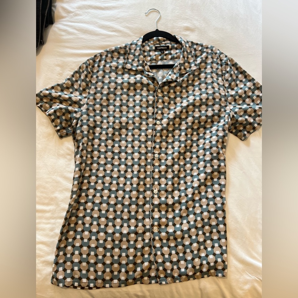 Men’s express top size medium
